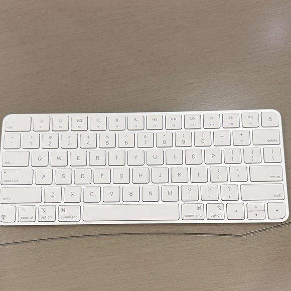 Apple Wireless Keyboard